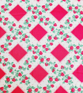 Printed Poly Cotton - Strawberries